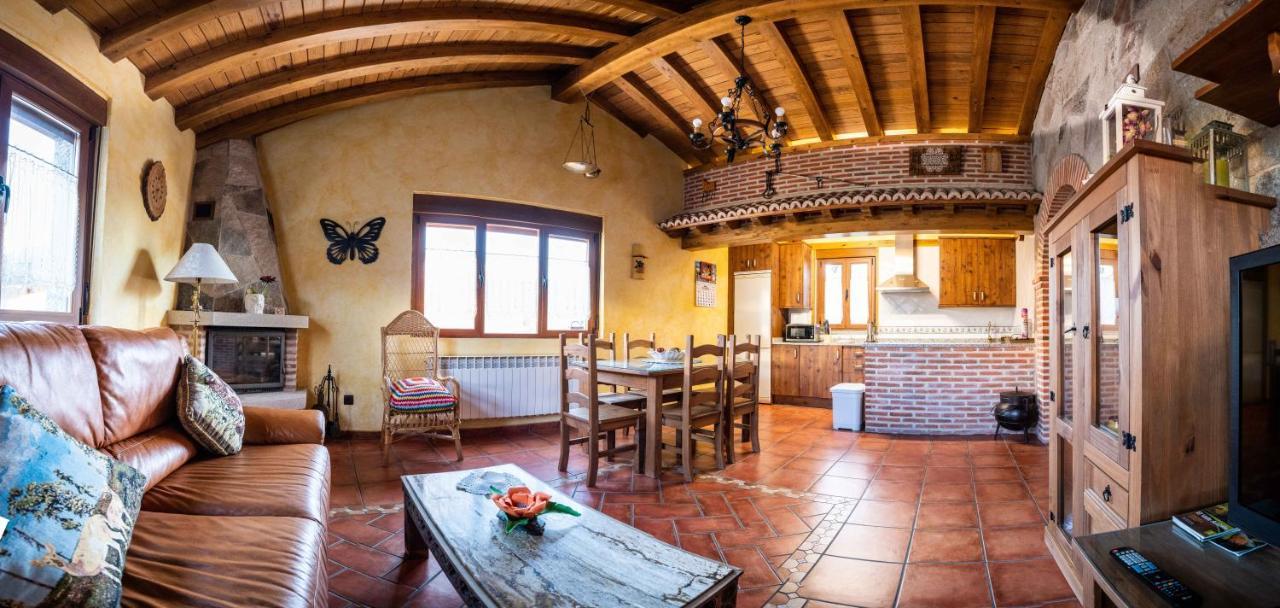 Casa Rural La Gabina Muñogalindo Kültér fotó