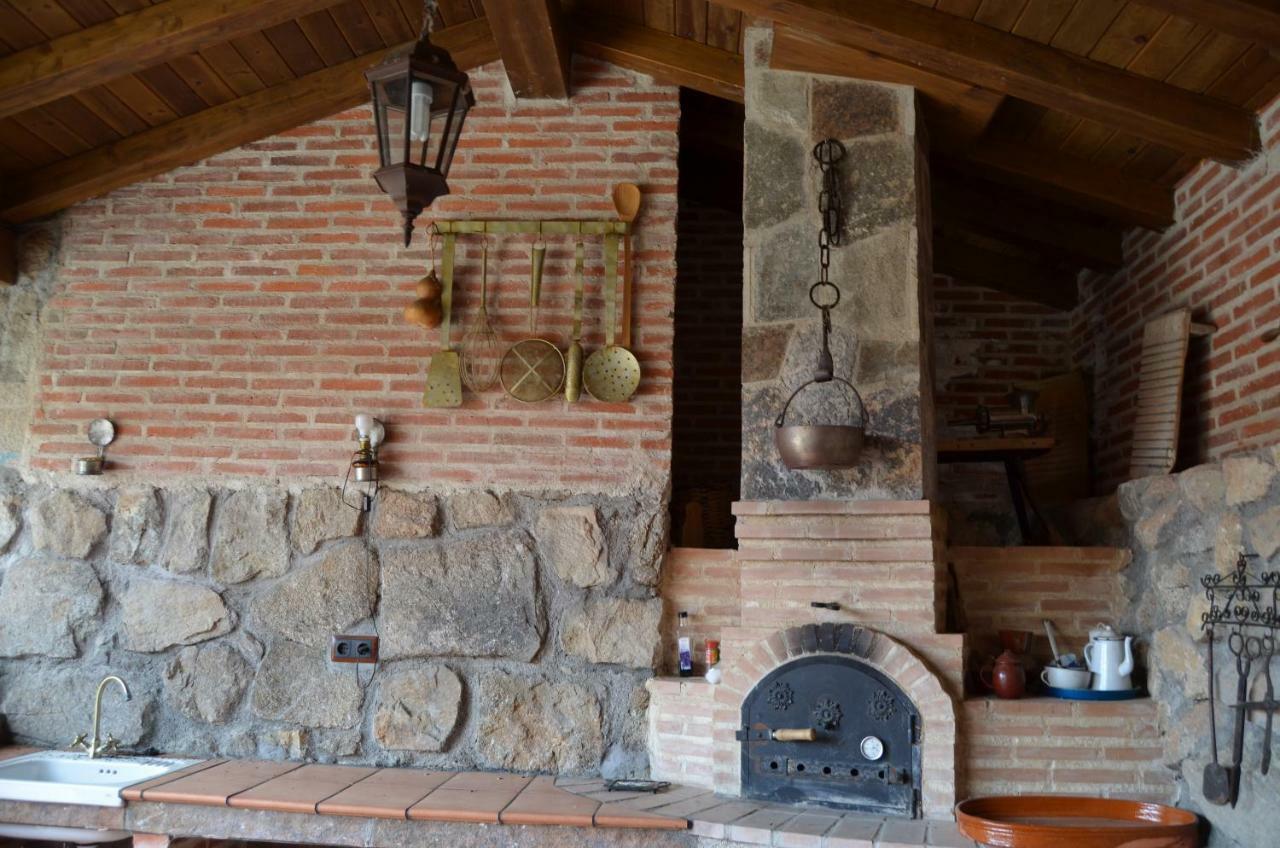 Casa Rural La Gabina Muñogalindo Kültér fotó