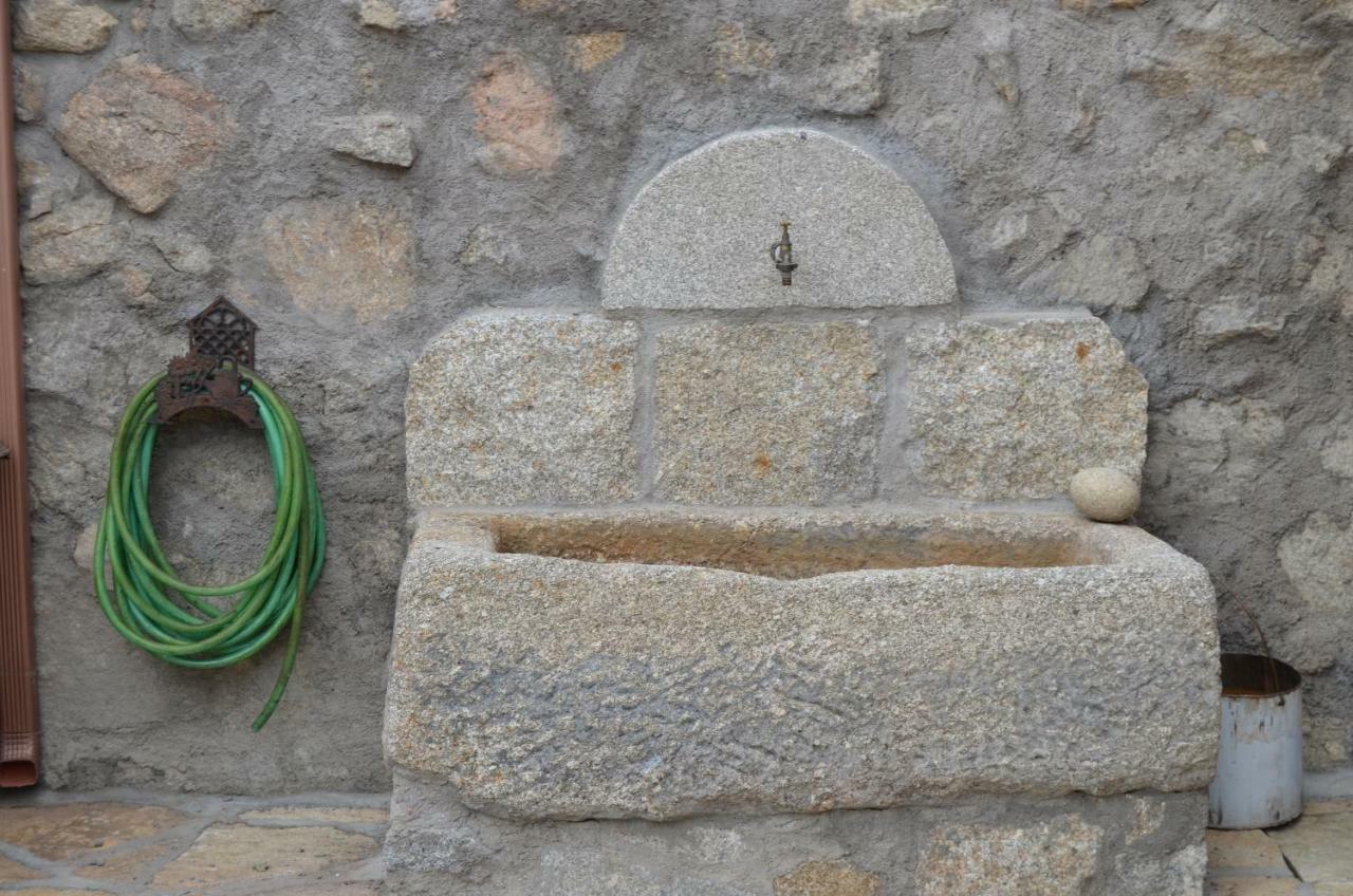 Casa Rural La Gabina Muñogalindo Kültér fotó